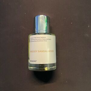 Dossier Woody Sandalwood inspired by Le Labo Santal 33